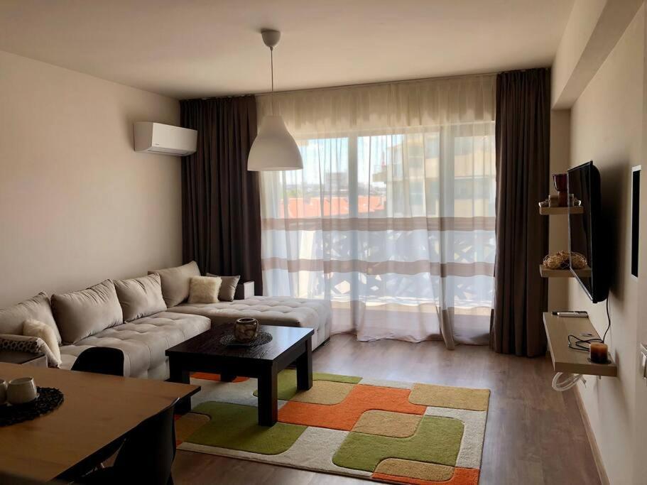 Luxury Apartment Pazardzhik Exteriör bild