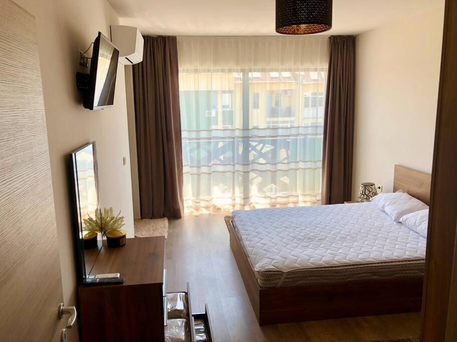 Luxury Apartment Pazardzhik Exteriör bild