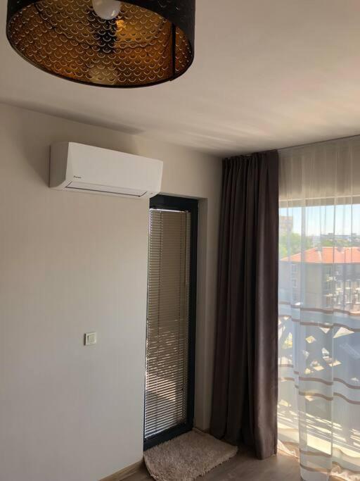 Luxury Apartment Pazardzhik Exteriör bild